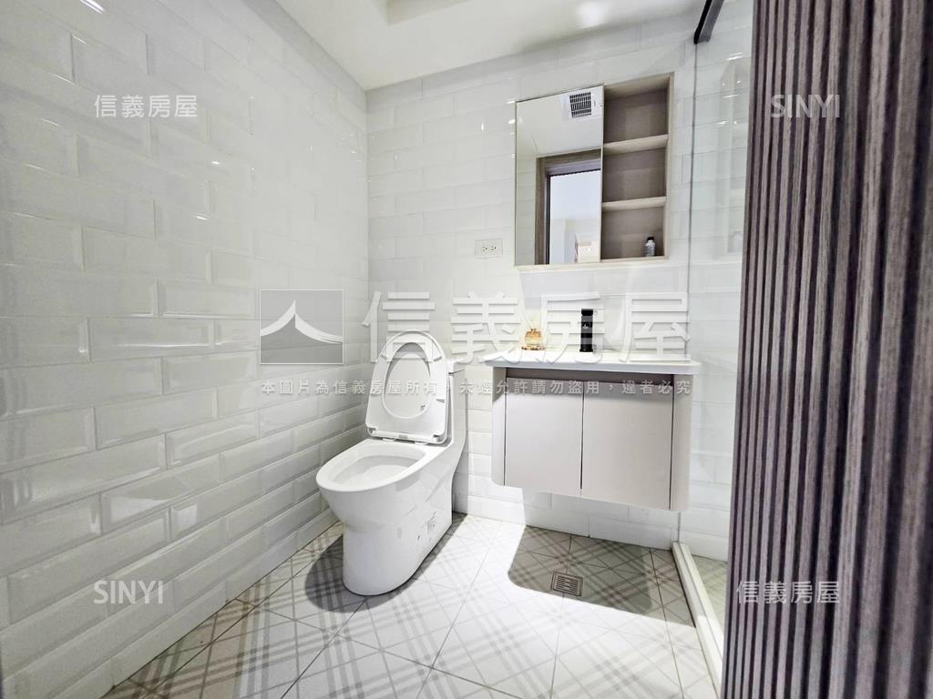 三民捷運精裝電梯２房房屋室內格局與周邊環境