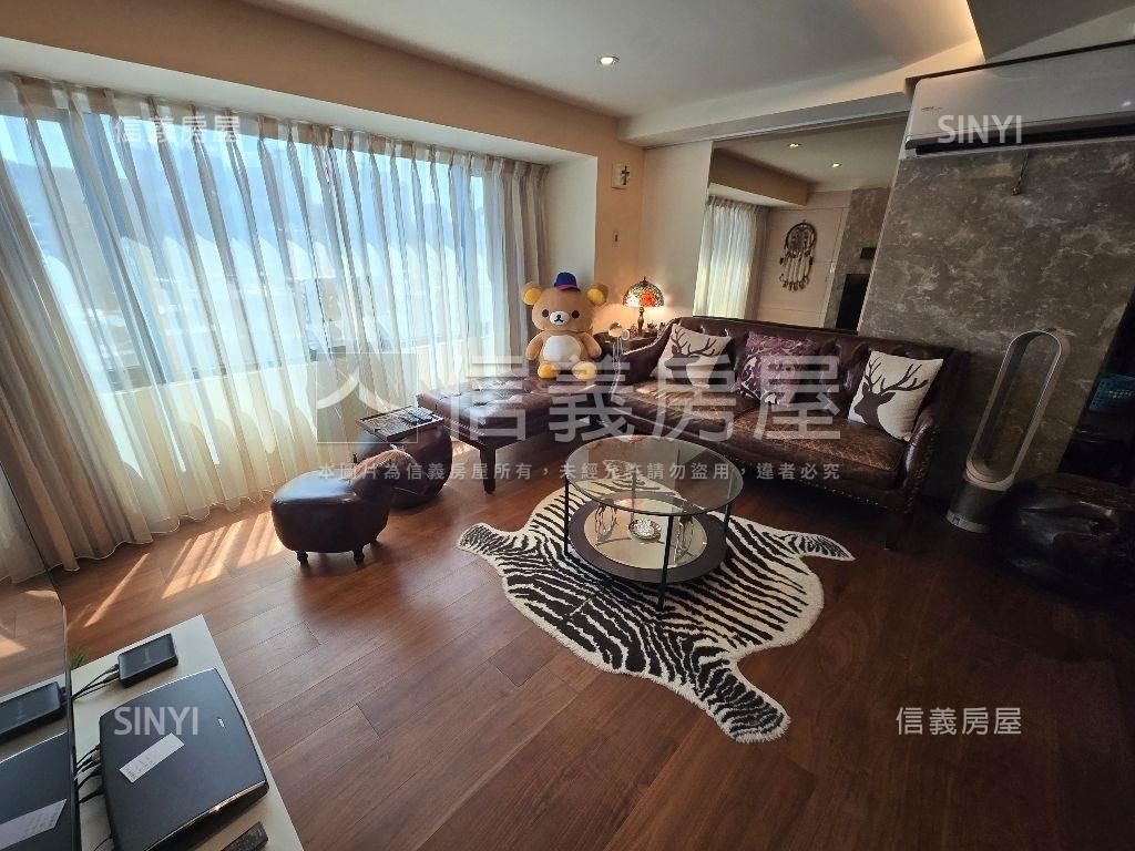 國際館ＥＡＴ有平面車位房屋室內格局與周邊環境