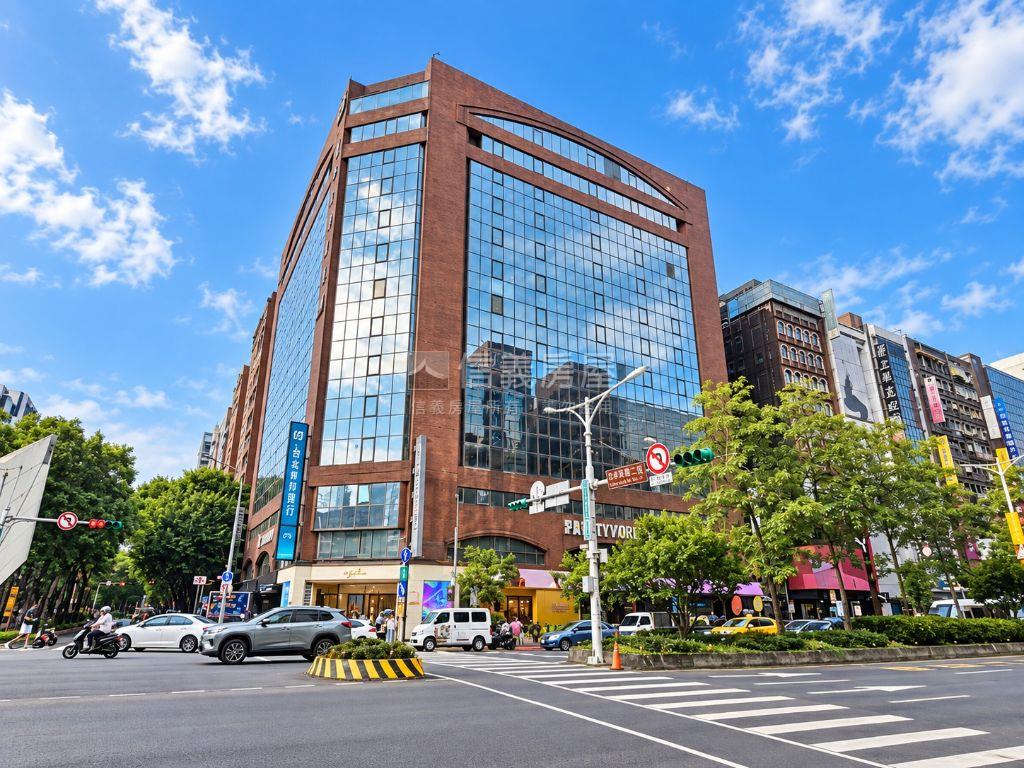 忠孝敦化指標純辦房屋室內格局與周邊環境