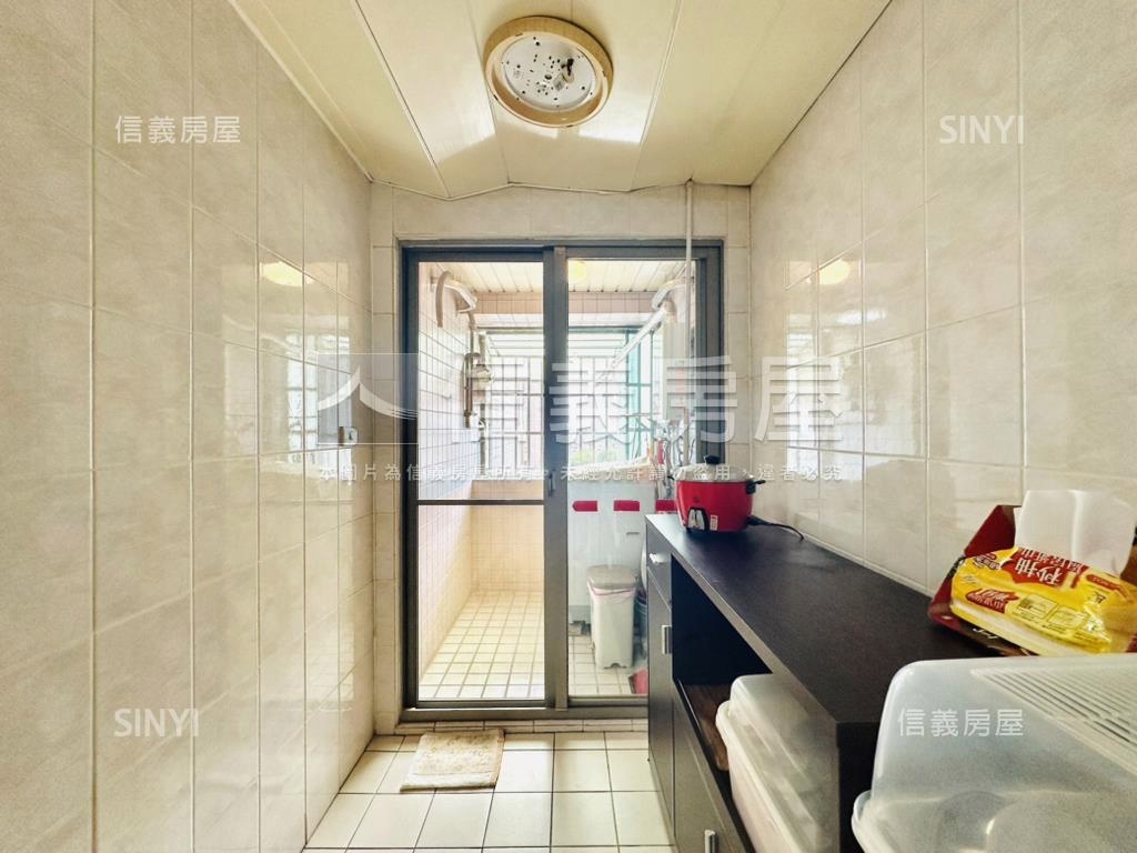 近未來Ｇ０４高樓三房房屋室內格局與周邊環境