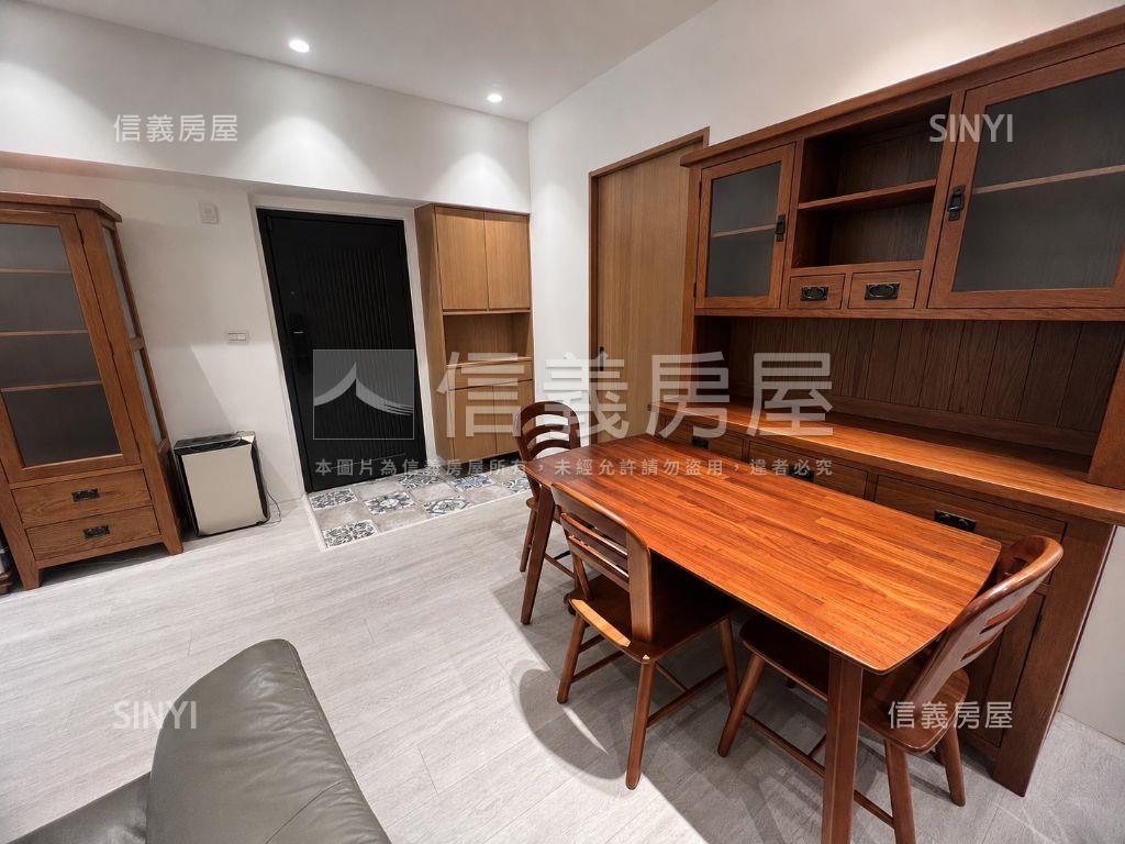 左營高鐵樹海景觀三房平車房屋室內格局與周邊環境