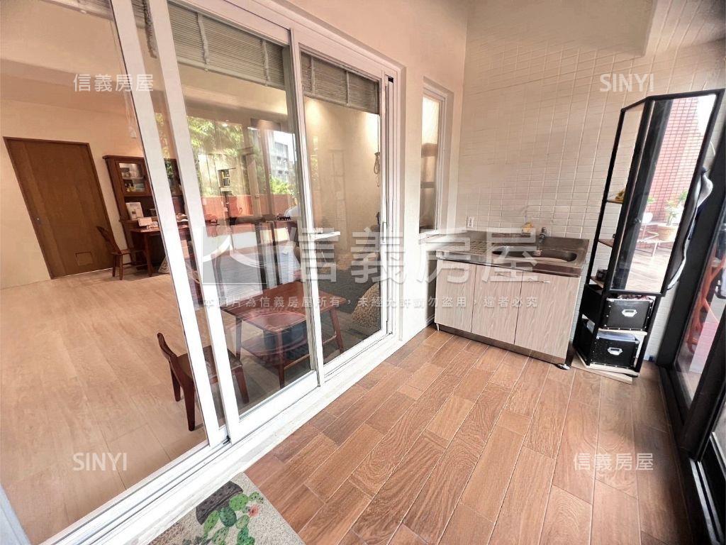 左營高鐵樹海景觀三房平車房屋室內格局與周邊環境