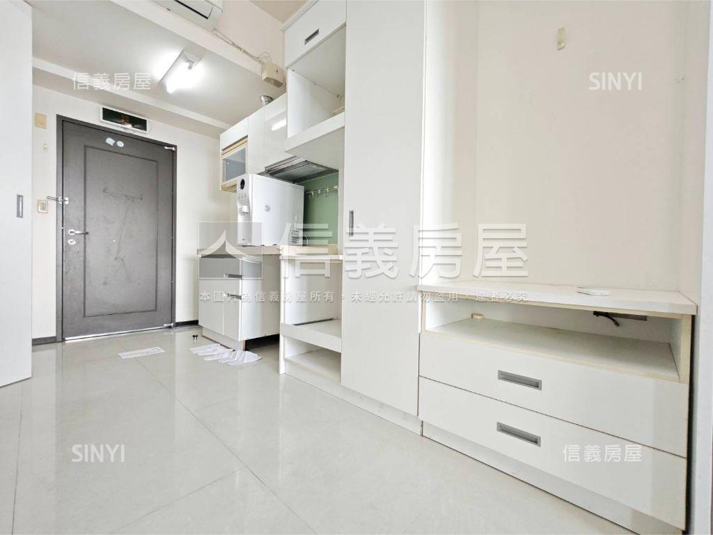 山林海河景捷運美套房房屋室內格局與周邊環境