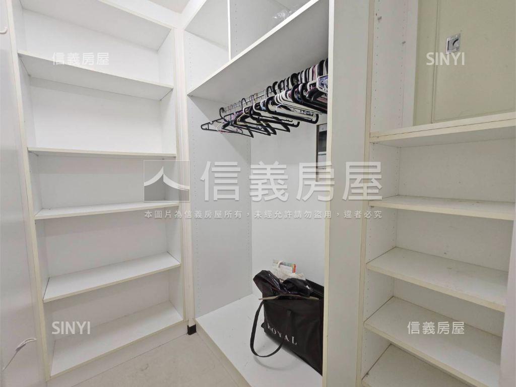 山林海河景捷運美套房房屋室內格局與周邊環境