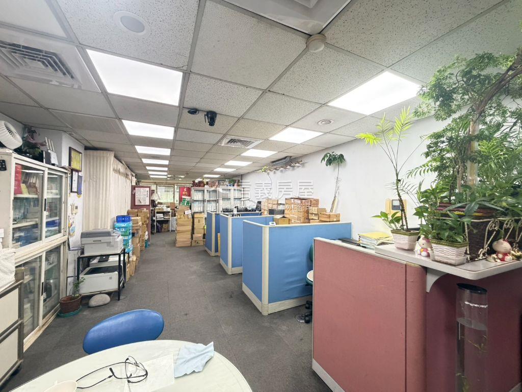 中和捷運✦黃金幹線辦公房屋室內格局與周邊環境