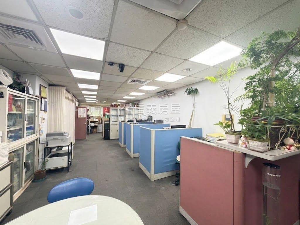 中和捷運✦黃金幹線辦公房屋室內格局與周邊環境