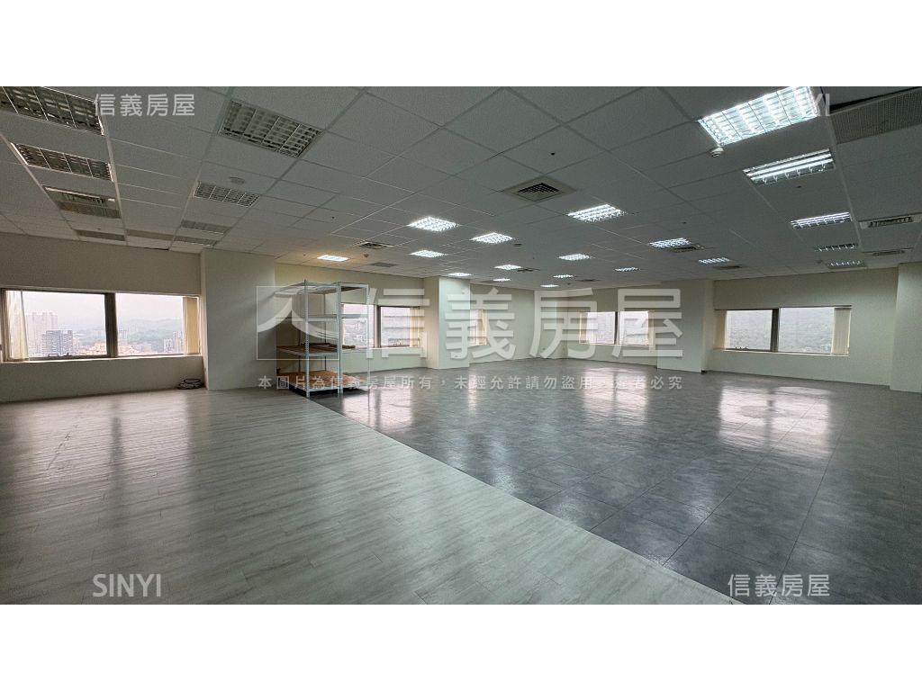 汐止Ｕ－ＴＯＷＮ三戶組合房屋室內格局與周邊環境