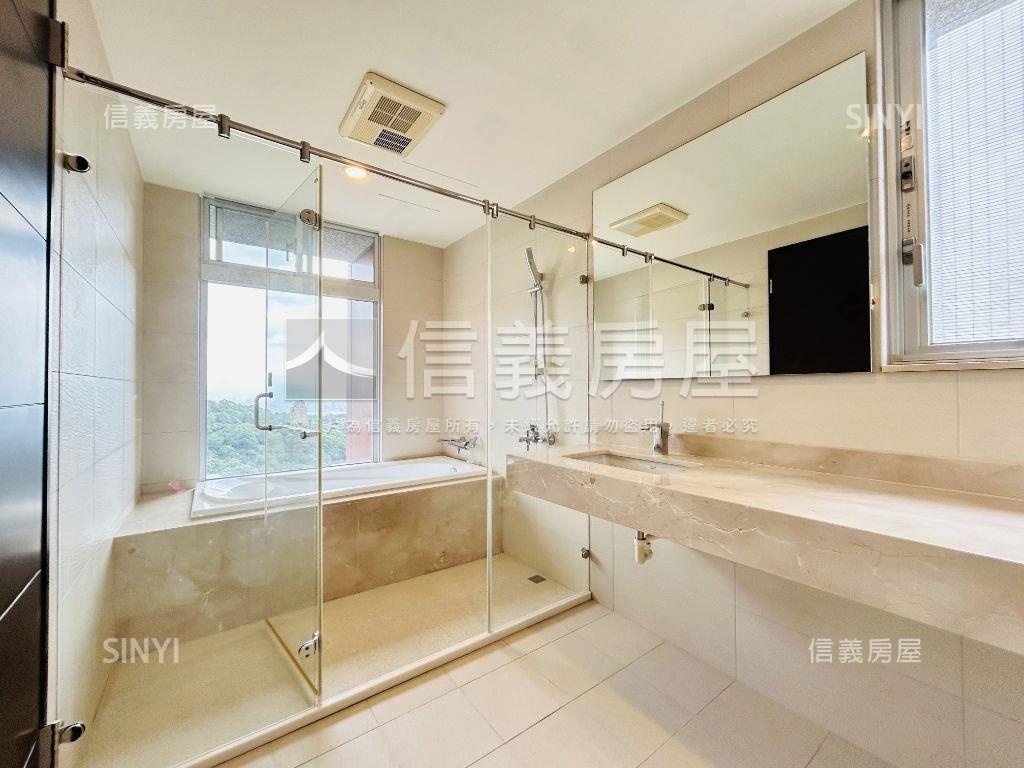 半山匯獨立梯廳電梯三房房屋室內格局與周邊環境