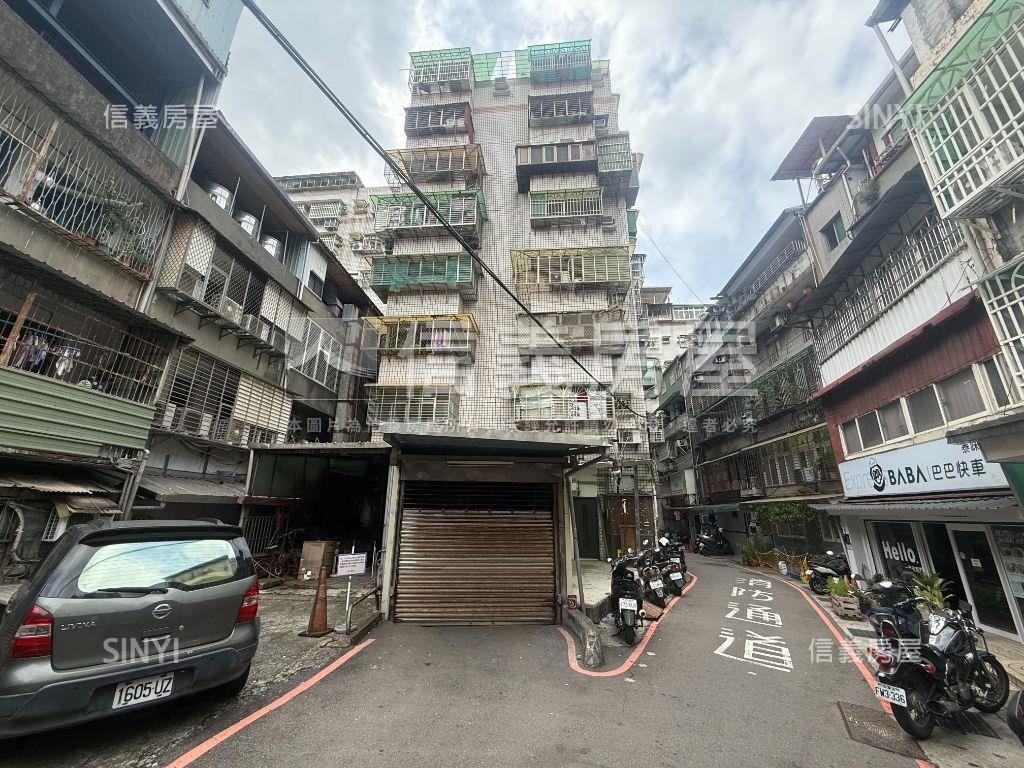 專任、龍華美麗陽台套房房屋室內格局與周邊環境