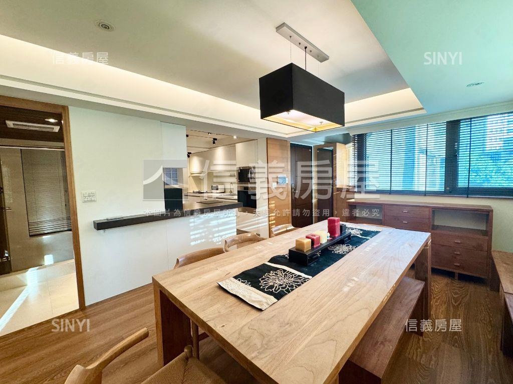 東門捷運電梯美居附車位房屋室內格局與周邊環境