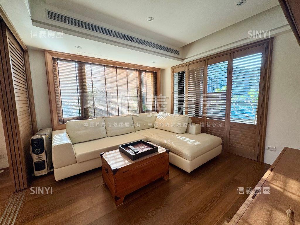 東門捷運電梯美居附車位房屋室內格局與周邊環境