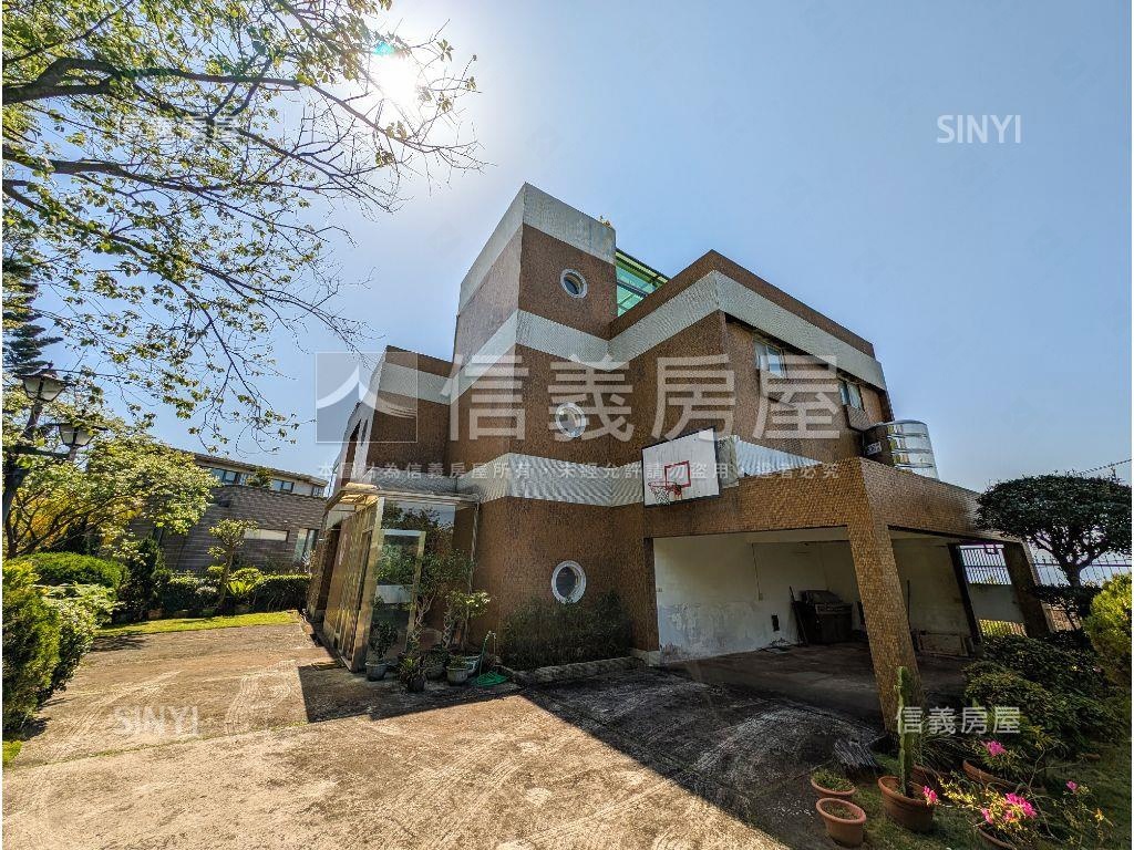 陽明山景觀泳池別墅房屋室內格局與周邊環境
