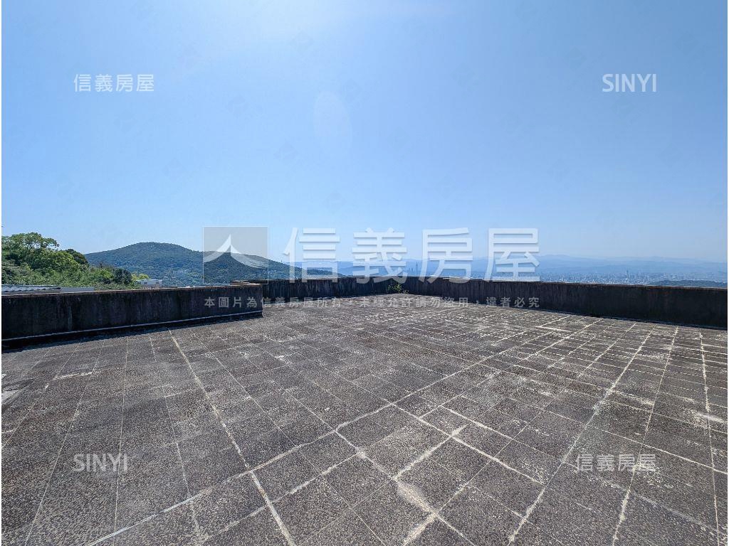 陽明山景觀泳池別墅房屋室內格局與周邊環境