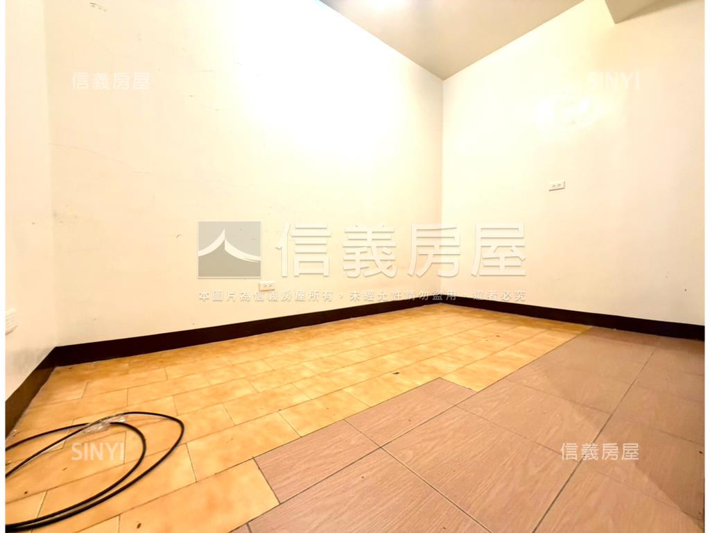 和平路公寓三樓房屋室內格局與周邊環境