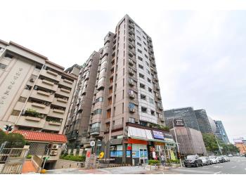 劍潭站到了稀有兩房車