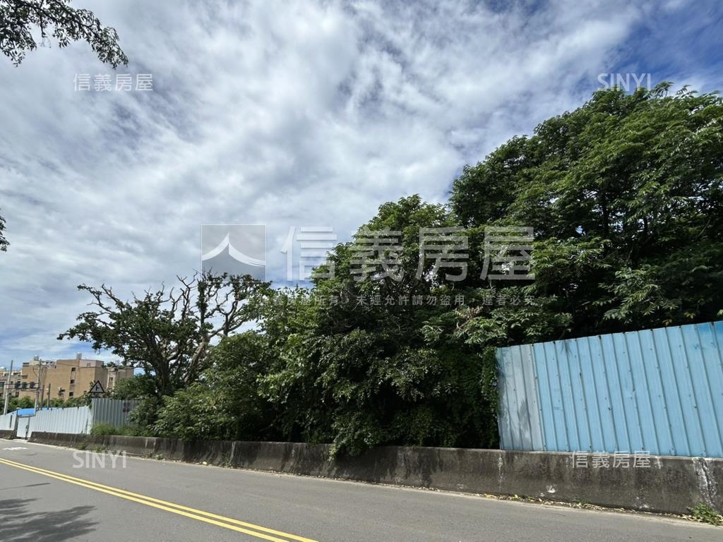 一百多坪樹下段建地房屋室內格局與周邊環境