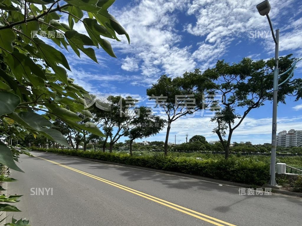 一百多坪樹下段建地房屋室內格局與周邊環境