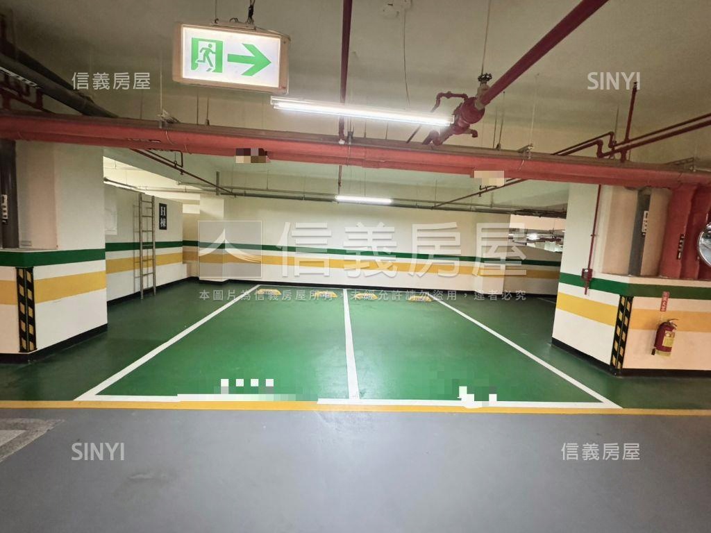 青埔帝一莊３房＋１雙車位房屋室內格局與周邊環境