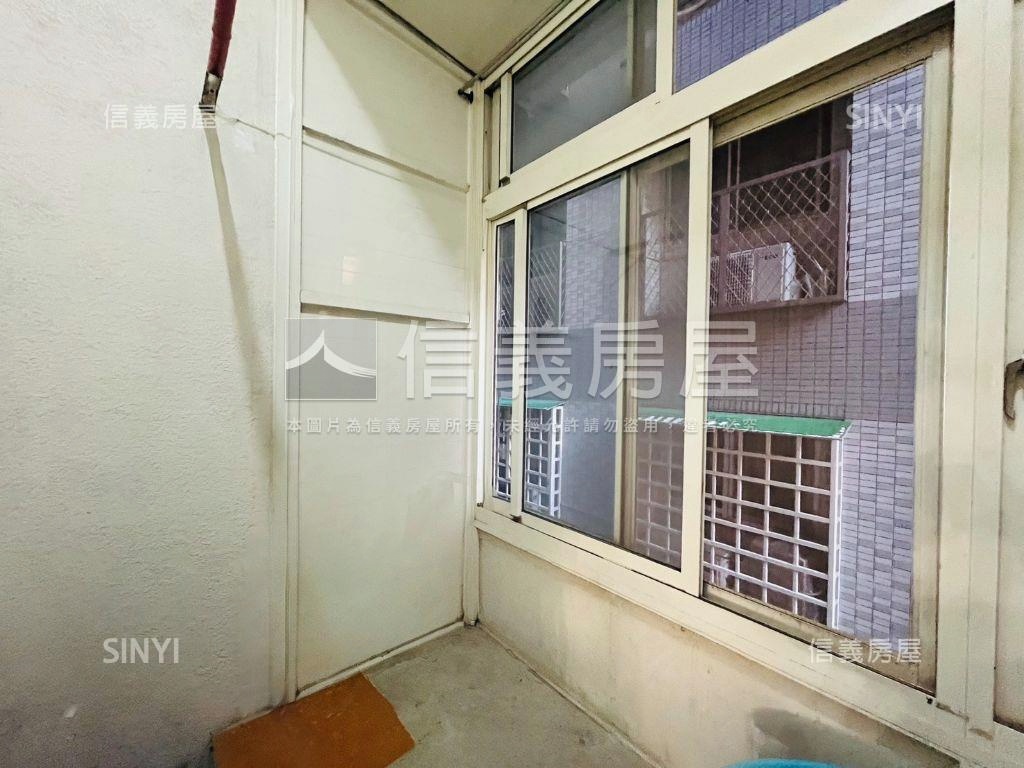 近捷運精品挑高舒適小天地房屋室內格局與周邊環境