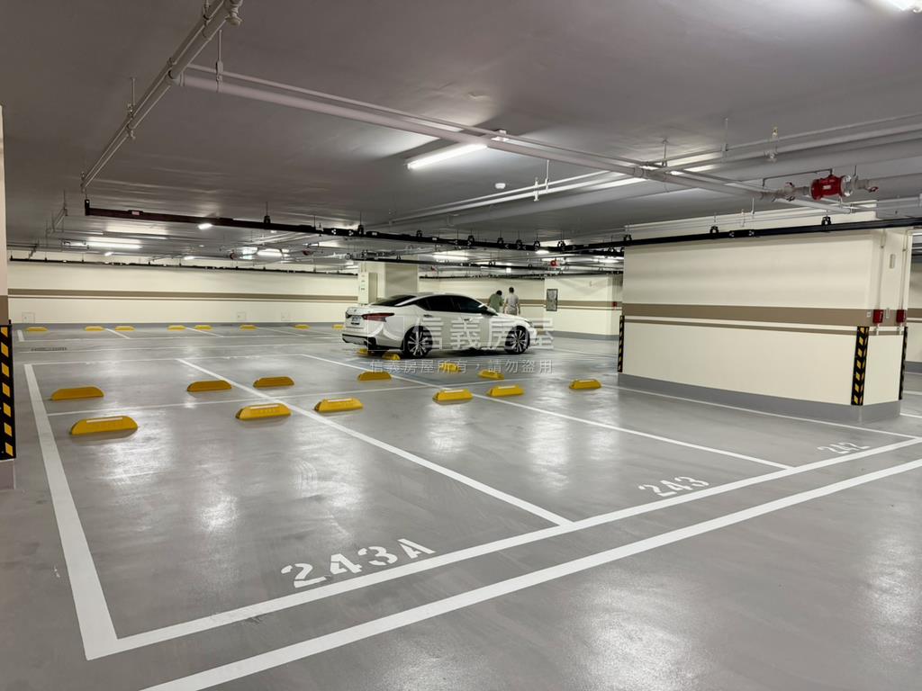 新潤ｄｏｕｂｌｅ１５樓Ａ房屋室內格局與周邊環境