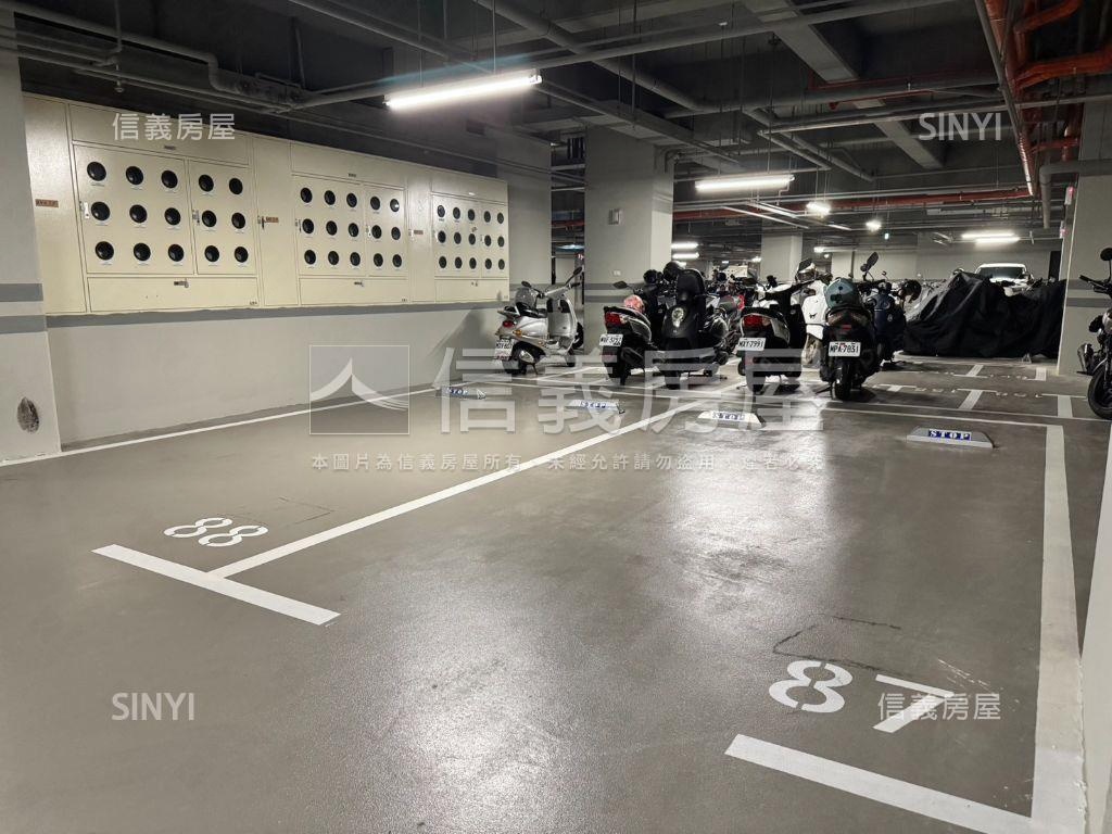 大景首席花園採光雙車戶房屋室內格局與周邊環境