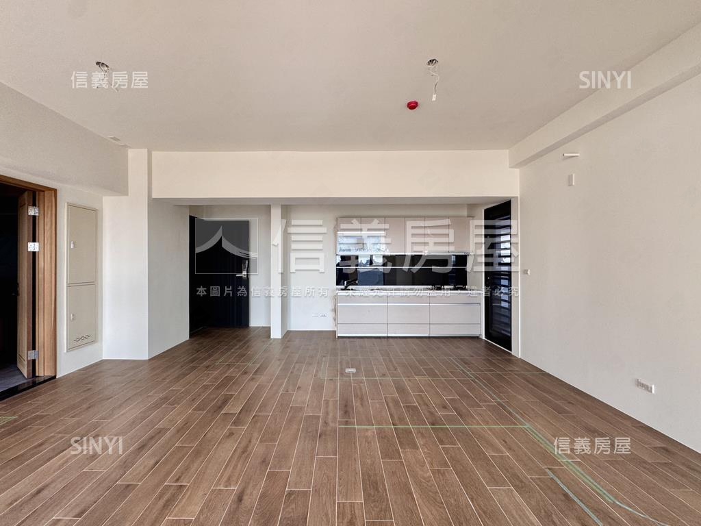 白京松玥三房併排雙平車房屋室內格局與周邊環境