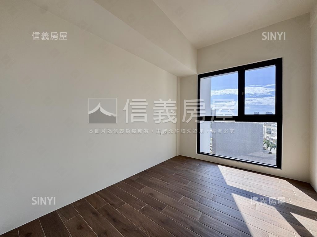 白京松玥三房併排雙平車房屋室內格局與周邊環境