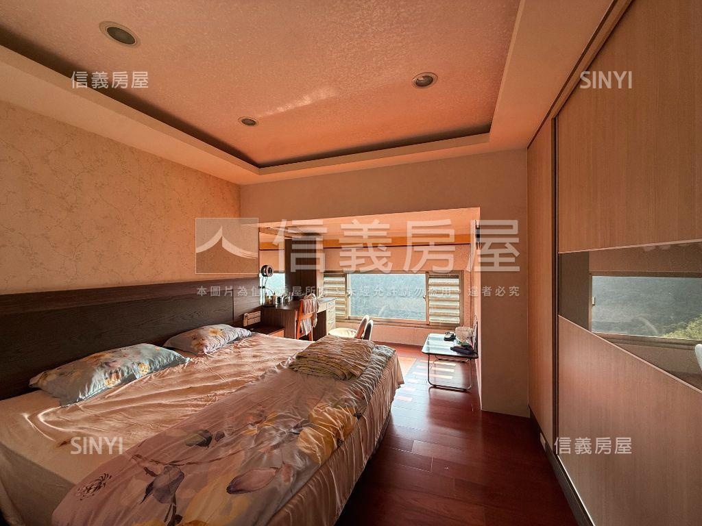 政大遠眺樹海豪邸房屋室內格局與周邊環境