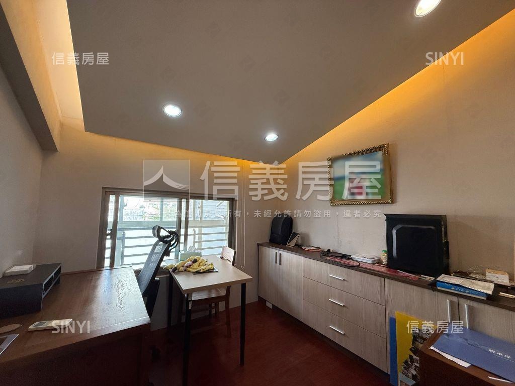 政大遠眺樹海豪邸房屋室內格局與周邊環境