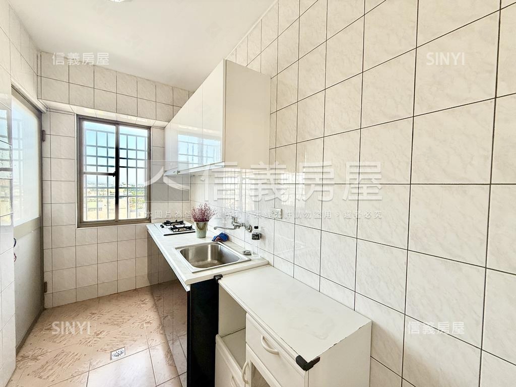 輕鬆成家亮三房房屋室內格局與周邊環境