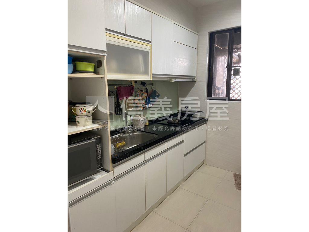 民生皇家溫馨明亮大三房房屋室內格局與周邊環境