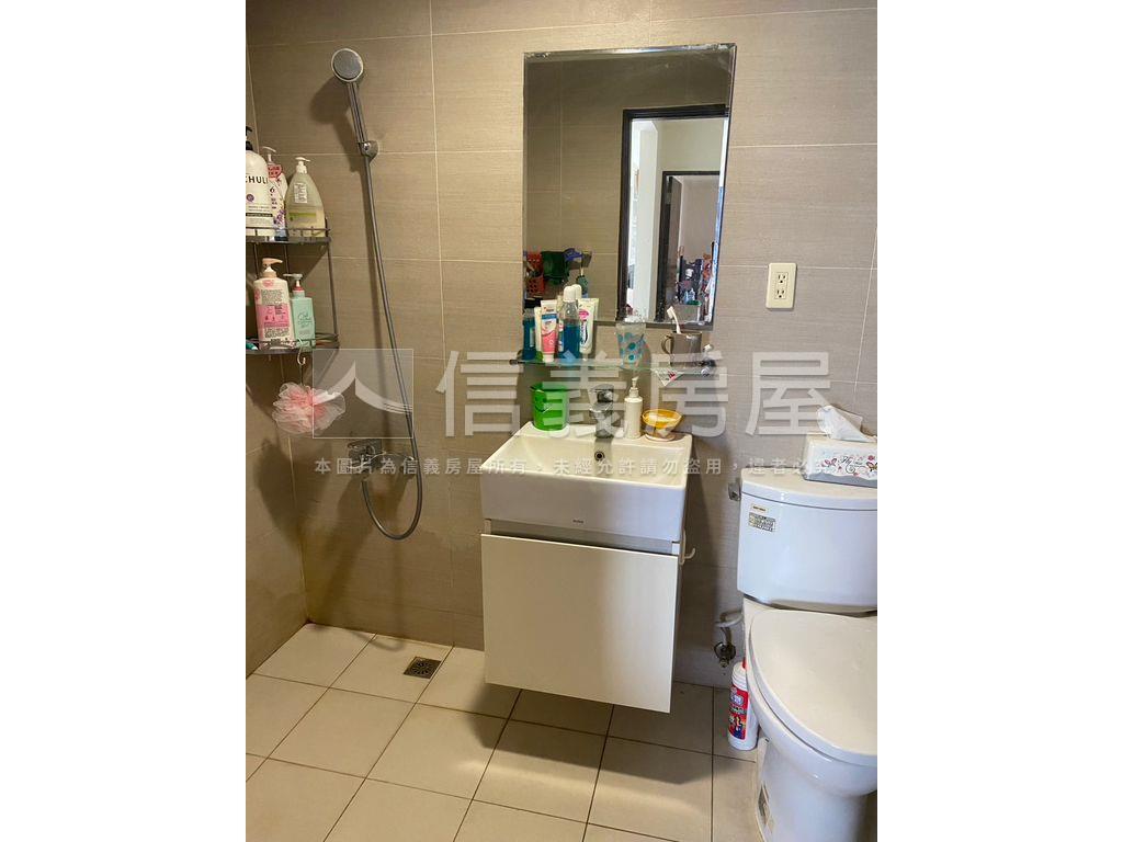 民生皇家溫馨明亮大三房房屋室內格局與周邊環境