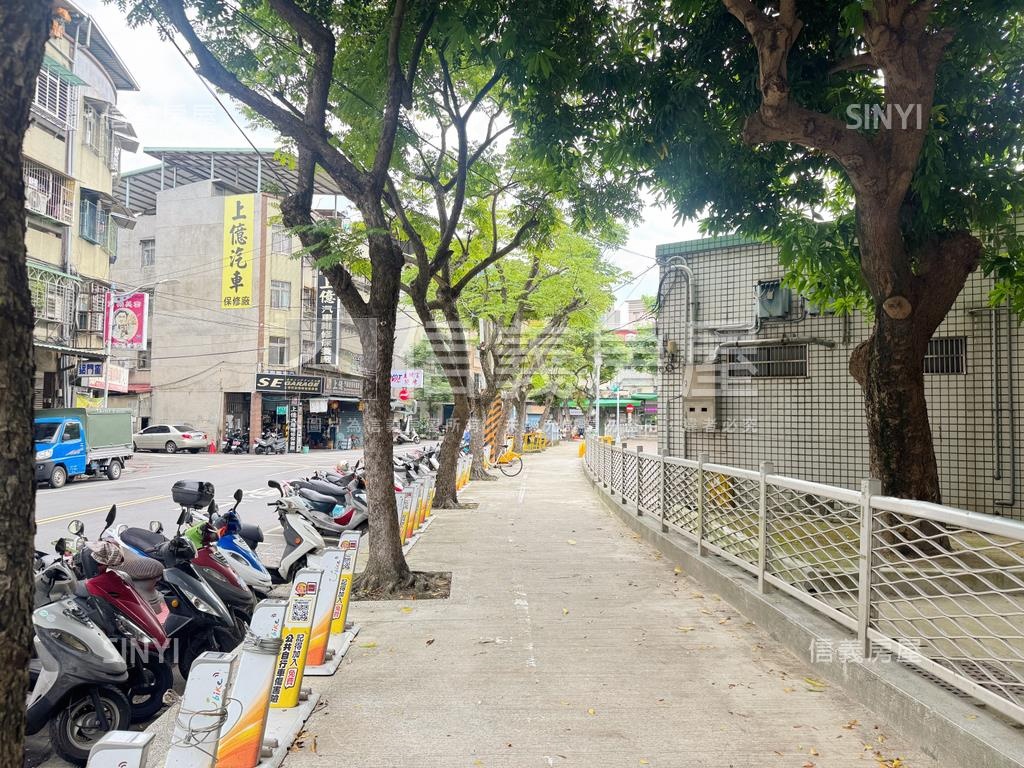 漫步到新埔捷運３樓美寓房屋室內格局與周邊環境