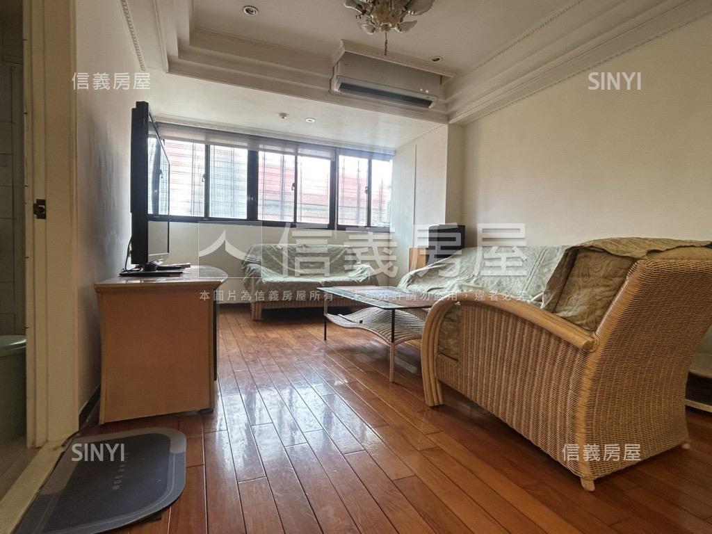 靜巷捷運美妝兩房房屋室內格局與周邊環境