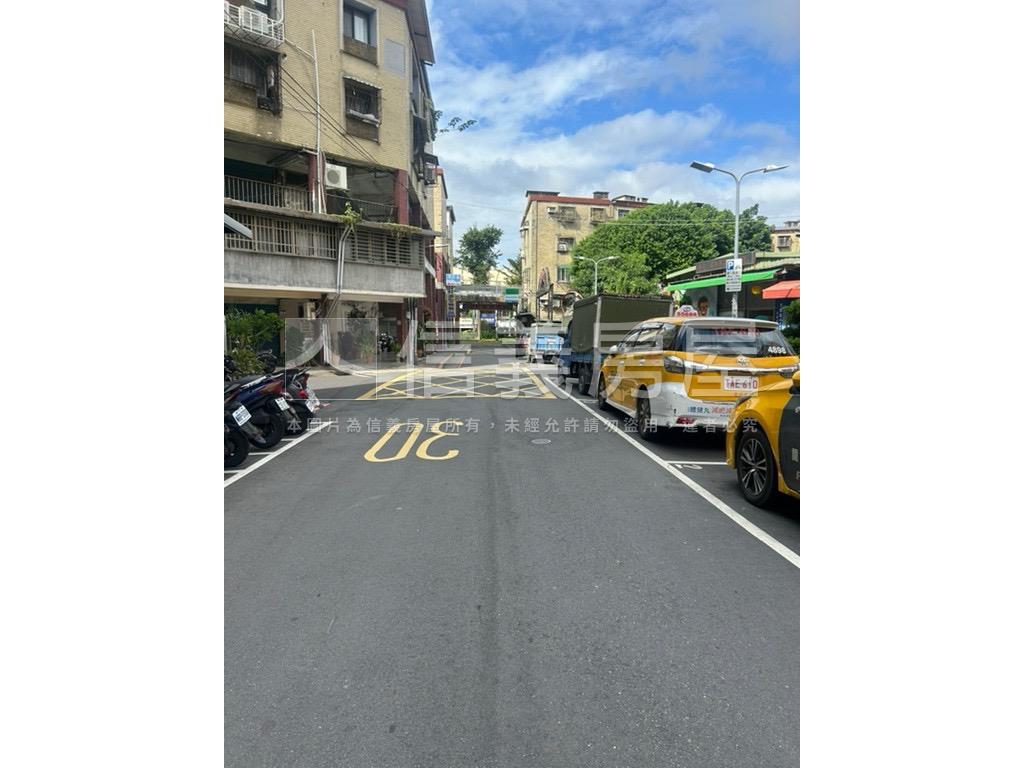 靜巷捷運美妝兩房房屋室內格局與周邊環境