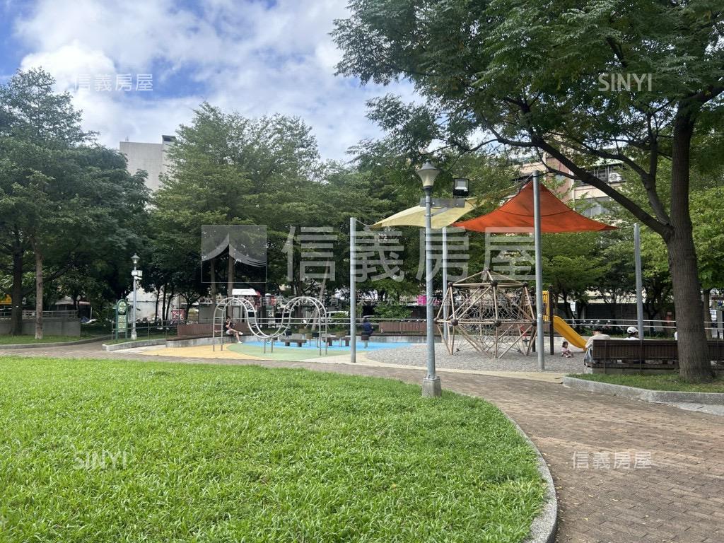 靜巷捷運美妝兩房房屋室內格局與周邊環境