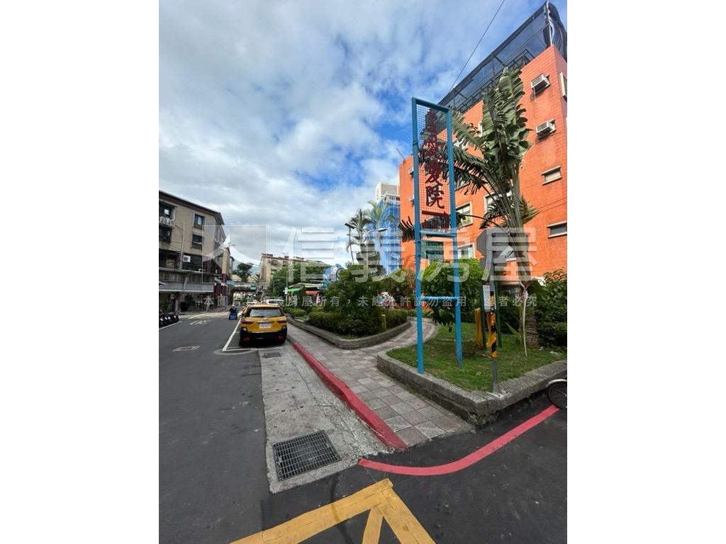 靜巷捷運美妝兩房房屋室內格局與周邊環境