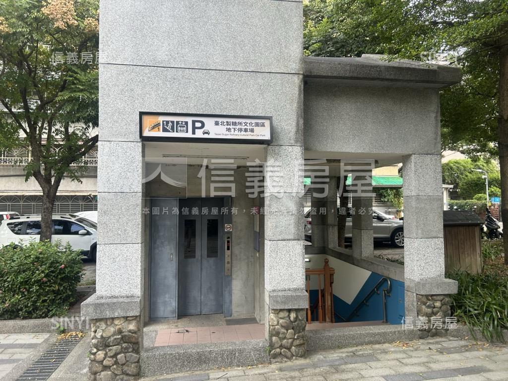 靜巷捷運美妝兩房房屋室內格局與周邊環境