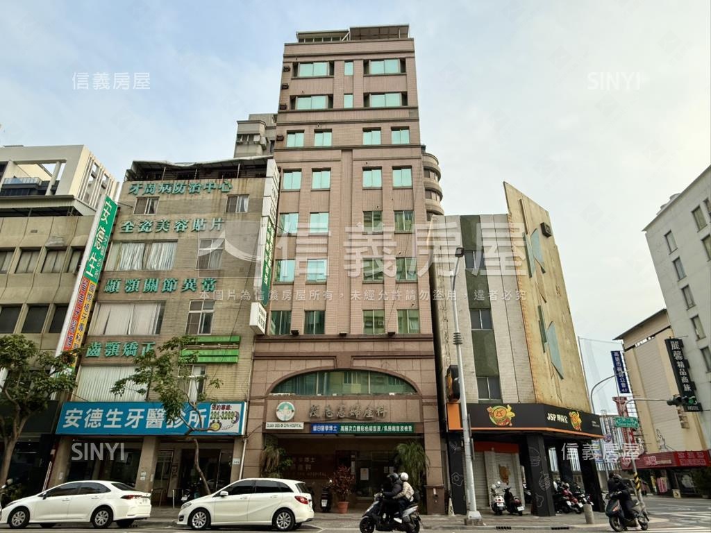 七賢路約九米面寬電梯透店房屋室內格局與周邊環境