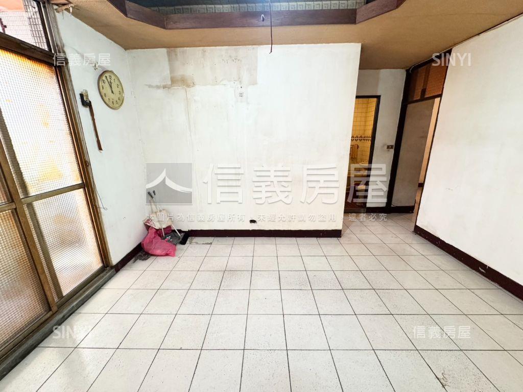 民安光華學區小資方正三樓房屋室內格局與周邊環境