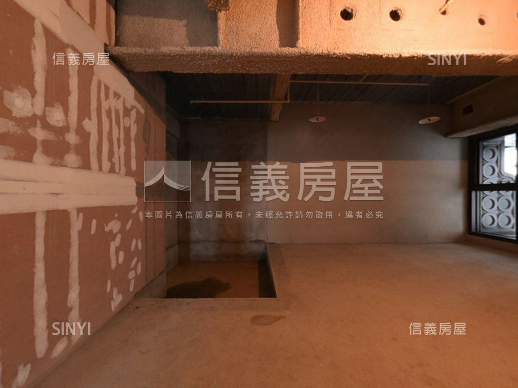 ［專任］台中帝寶誠意出售房屋室內格局與周邊環境