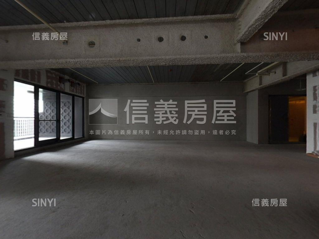 ［專任］台中帝寶誠意出售房屋室內格局與周邊環境