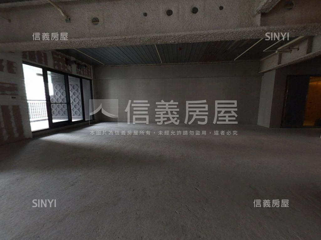 ［專任］台中帝寶誠意出售房屋室內格局與周邊環境