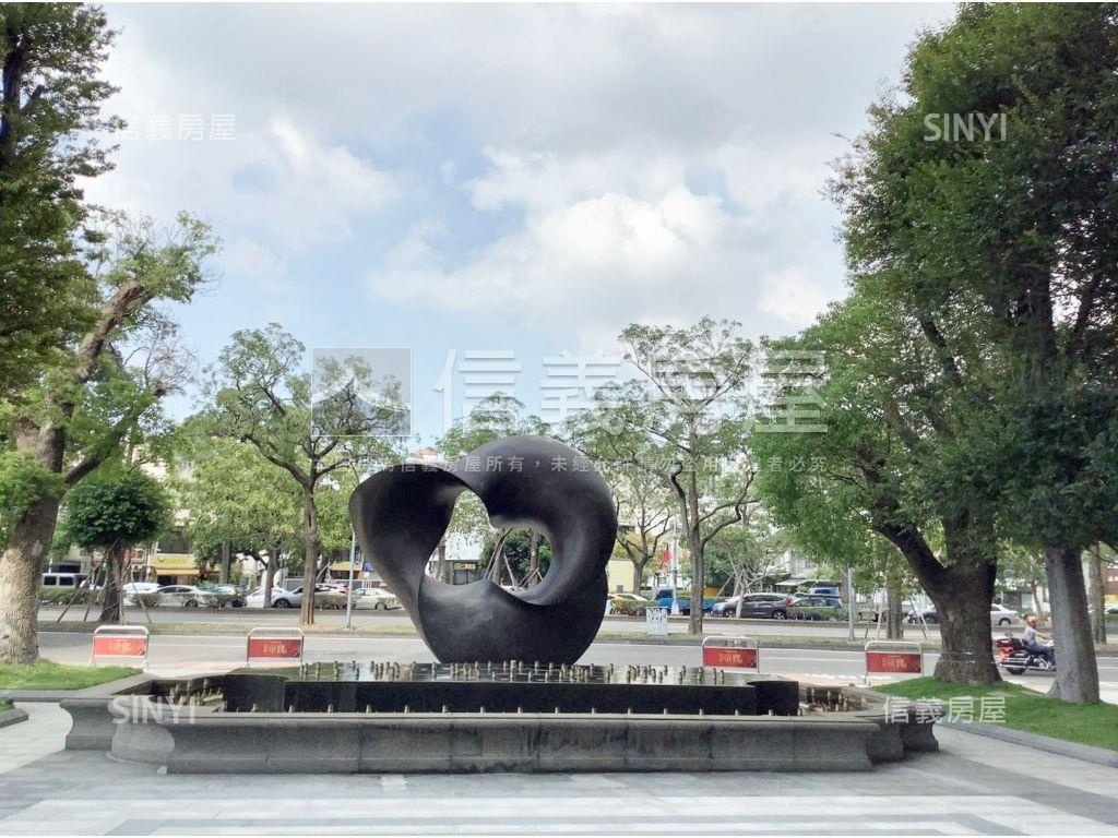 ［專任］台中帝寶誠意出售房屋室內格局與周邊環境