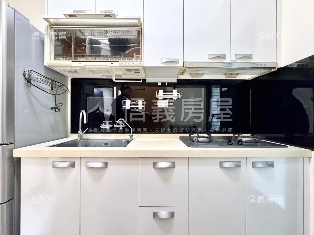 城中星２房輕鬆入手精裝戶房屋室內格局與周邊環境