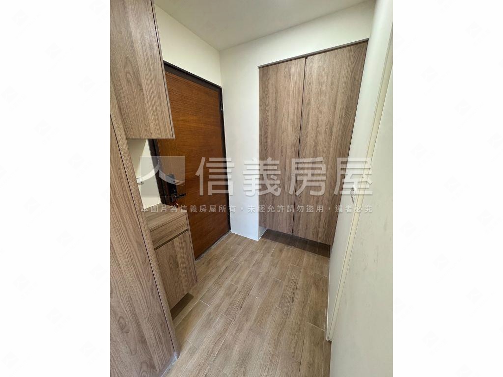 近薇閣電梯大空間帶車位房屋室內格局與周邊環境