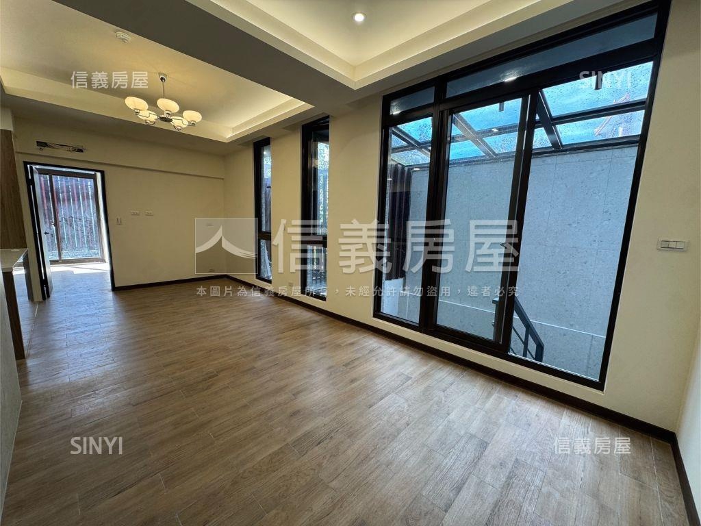 近薇閣電梯大空間帶車位房屋室內格局與周邊環境