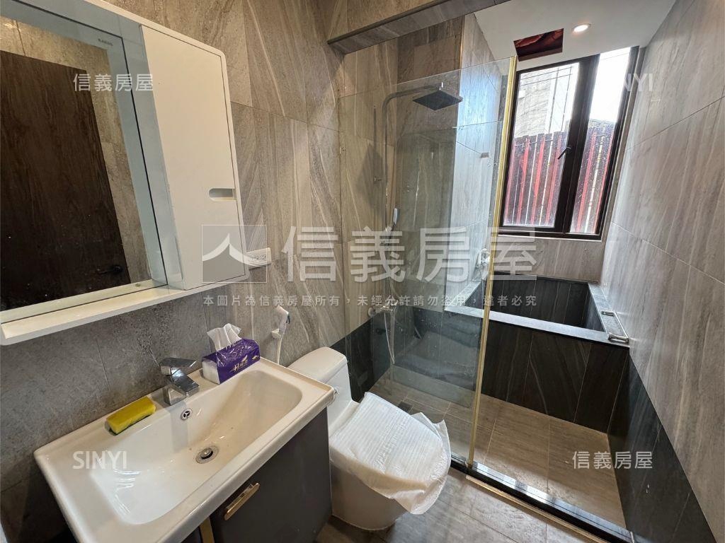 近薇閣電梯大空間帶車位房屋室內格局與周邊環境