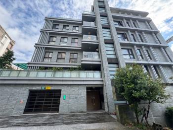 近薇閣電梯大空間帶車位