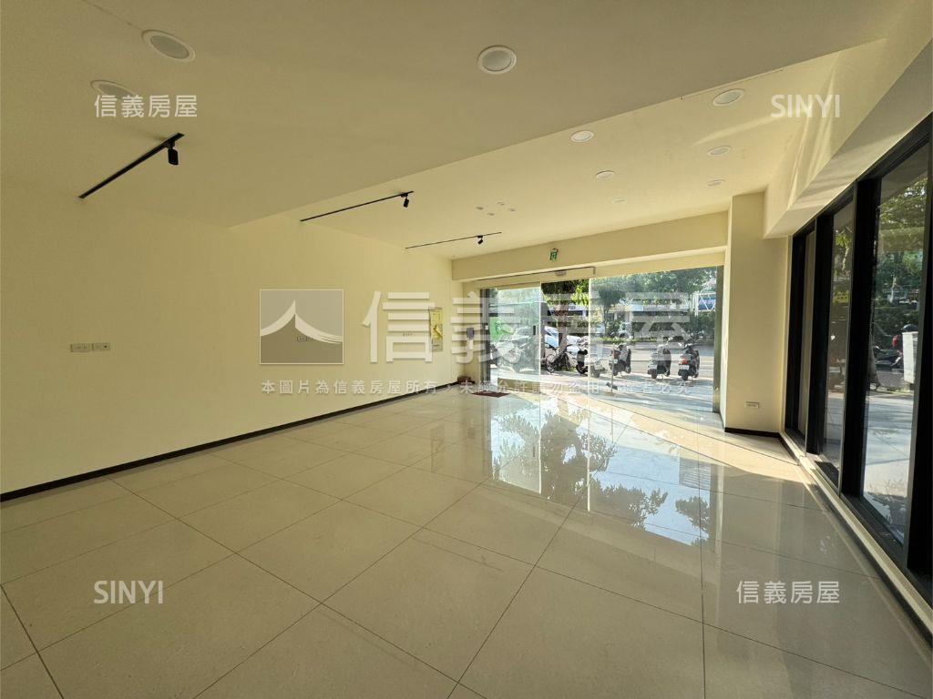 近國光路邊間店面房屋室內格局與周邊環境